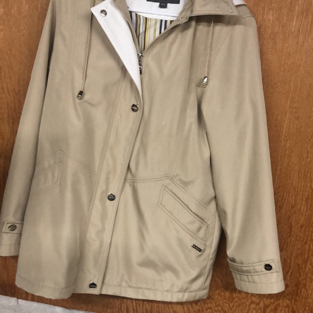 Liz Claiborne Tan Trench Coat